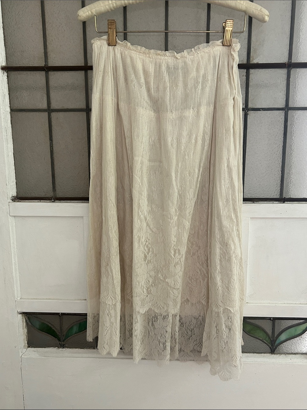 Antique Women's Lace Midi Skirt in Cream